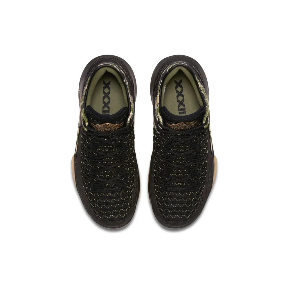 Jordan XXXII Low Camo (GS) Black/Metallic Gold-White (AA1257-021/AH3347-021)