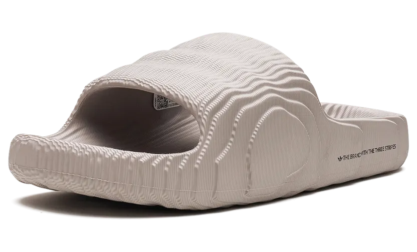 adidas-adilette HQ4670