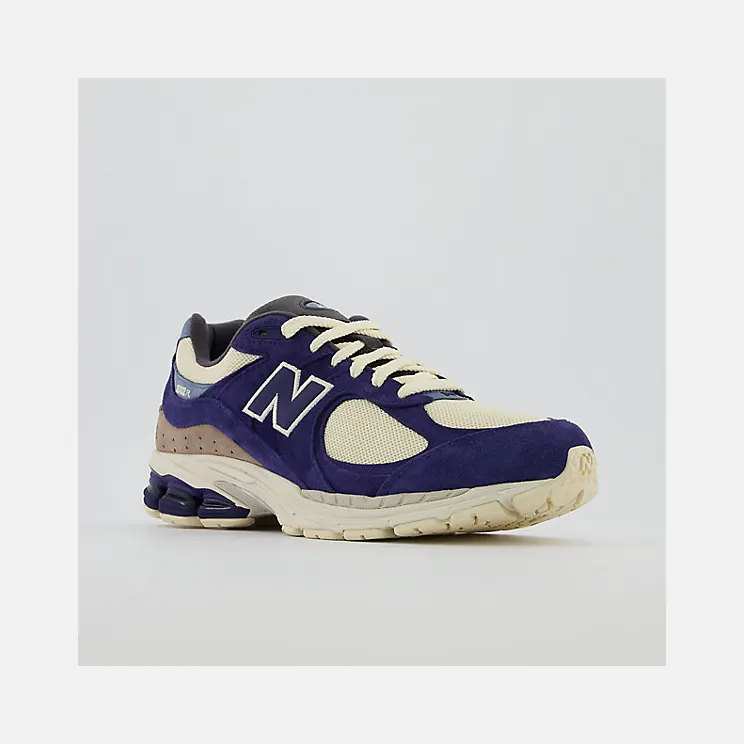 new-balance-2002r M2002RG