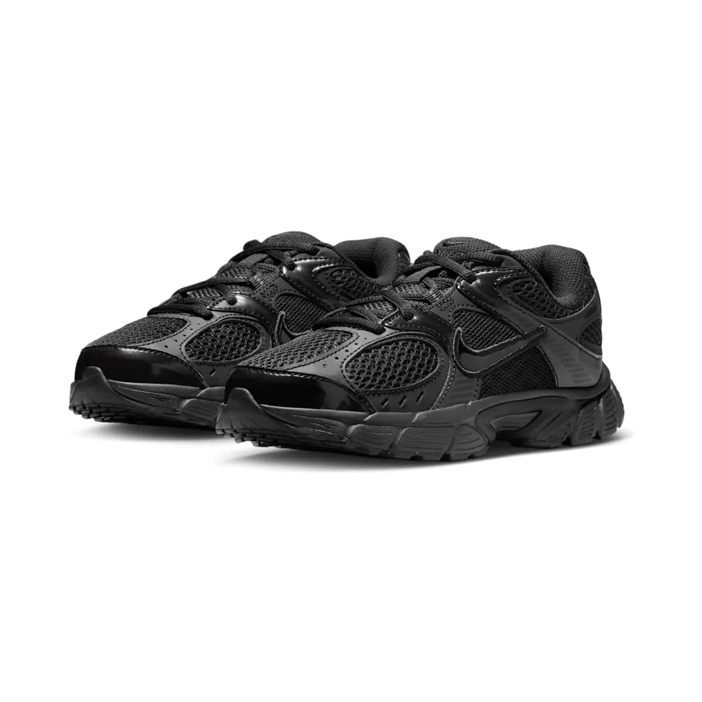 Nike V5 RNR GS “Triple Black” (HQ6411-002)