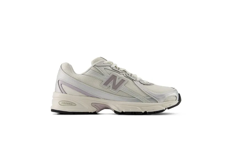 New Balance 740 “Sea Salt Metallic” (U7402F3)