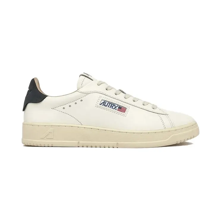 Autry Dallas Low met logopatch “White” (ADLWMR04)