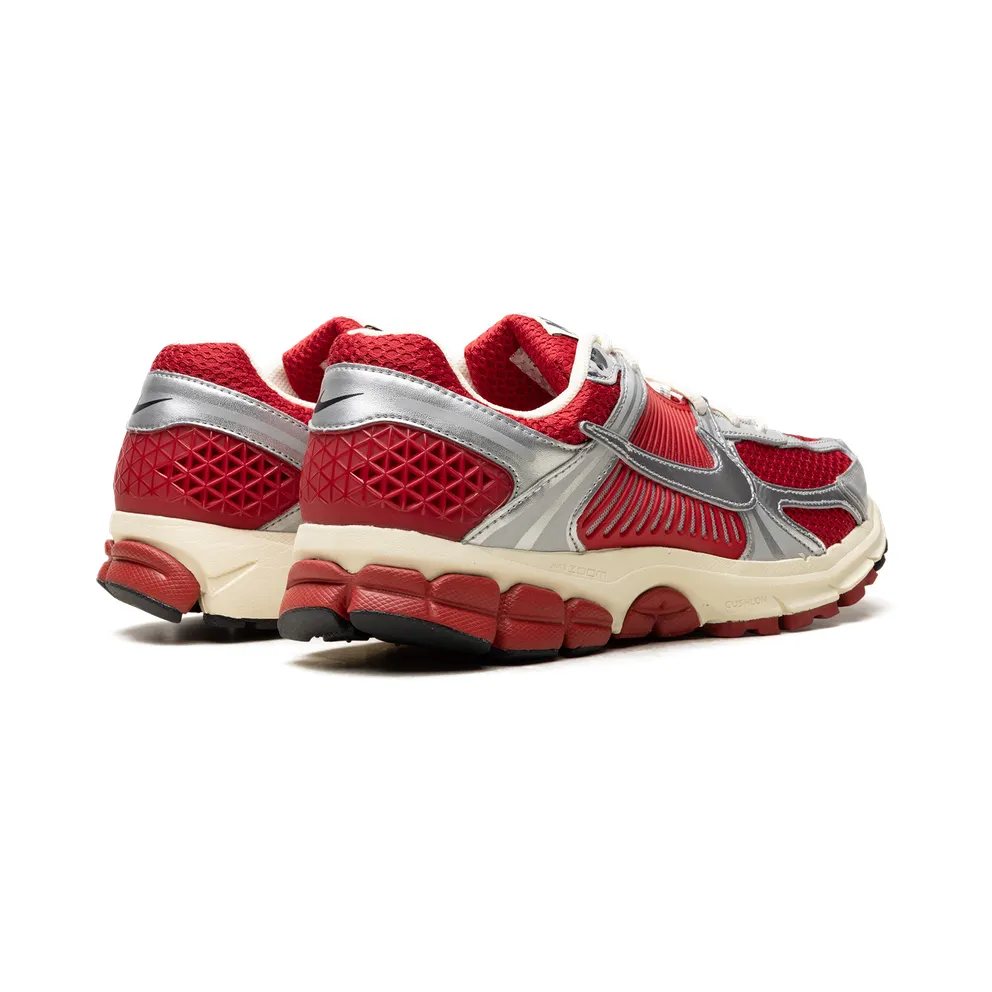 Nike Zoom Vomero 5 “Gym Red Chrome” (IM3486-600)