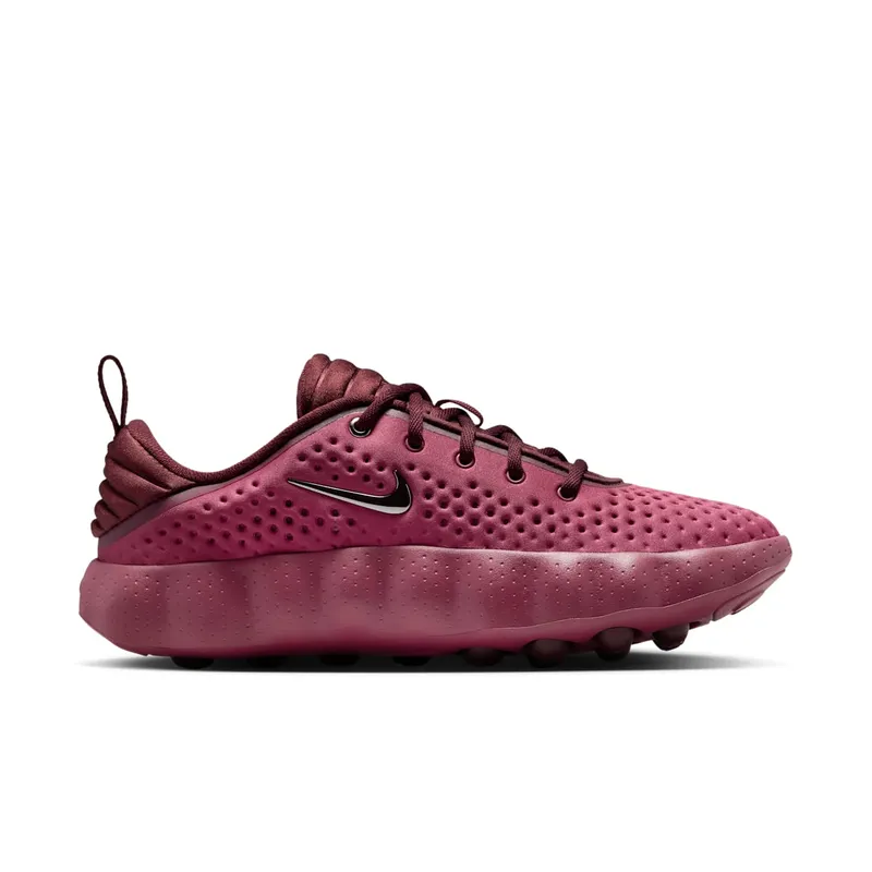 Nike Mind 002 – “Pink Smoke / Mystic Dates / Light Magenta / Metallic Silver” (HQ4310-600)
