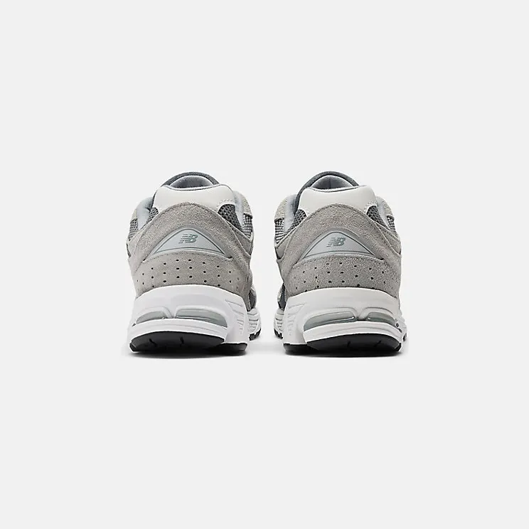 new-balance-2002r M2002RST