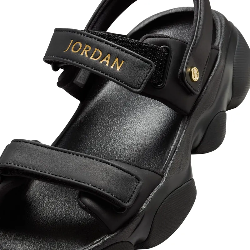 Jordan Deja Black Metallic Gold (FN5036-001)