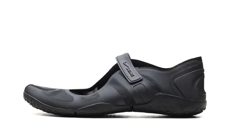 Nike Air Rift Mesh “SKIMS – Black” (IO7694-001)