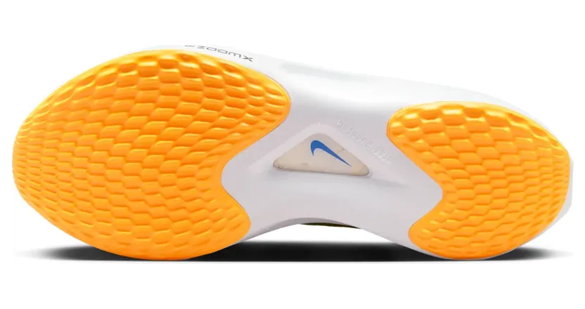 nike-zoom DM8968-402