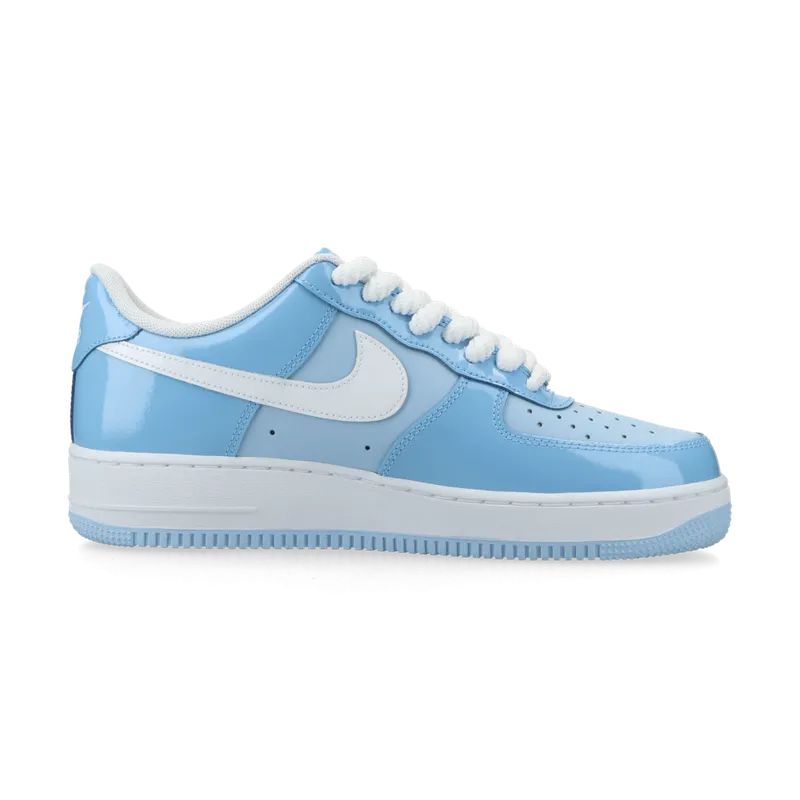 Nike Air Force 1 ’07 LV8 (psychic blue / white / university blue) – HV9405-400