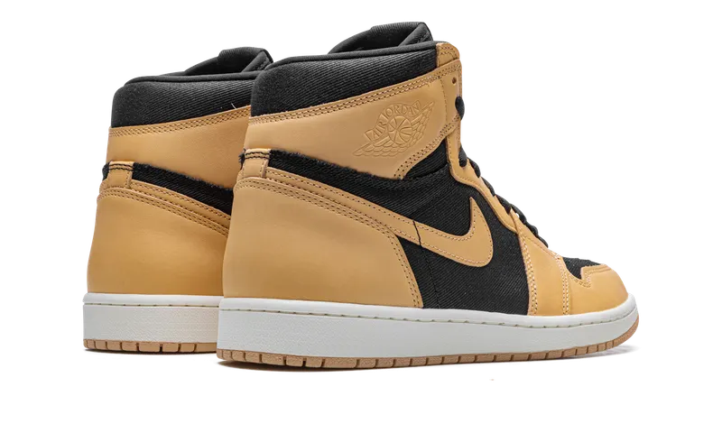 Air Jordan 1 “Heirloom” (555088-202)