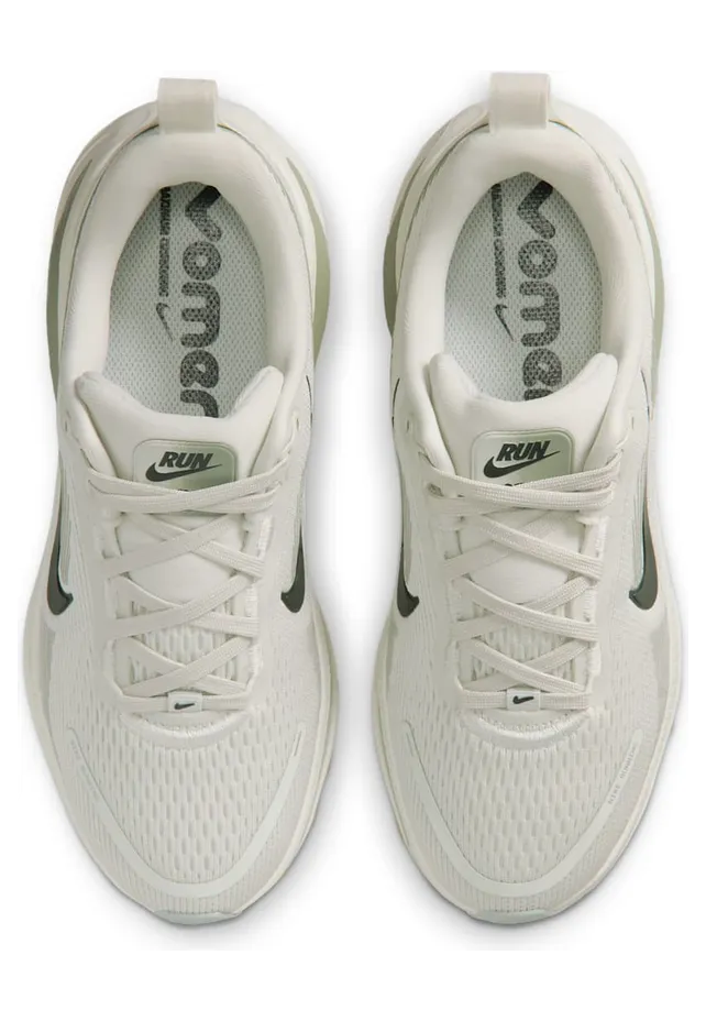 nike-vomero-18 HQ2157-011