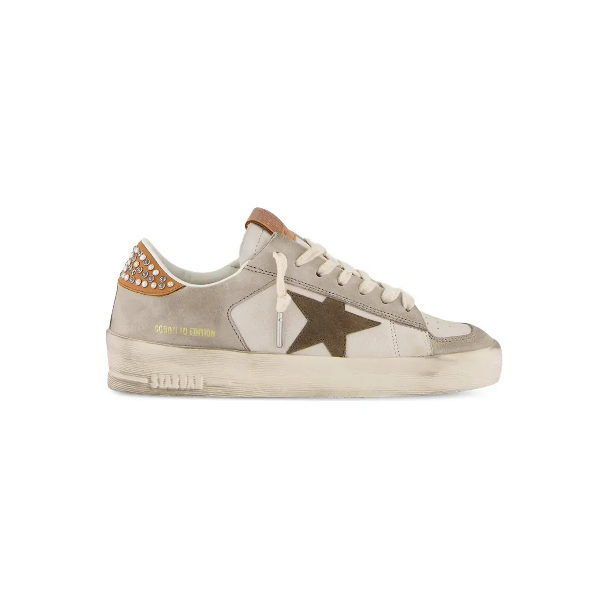 Golden Goose Leren sneakers met studs – Beige (GWF00667F007868)