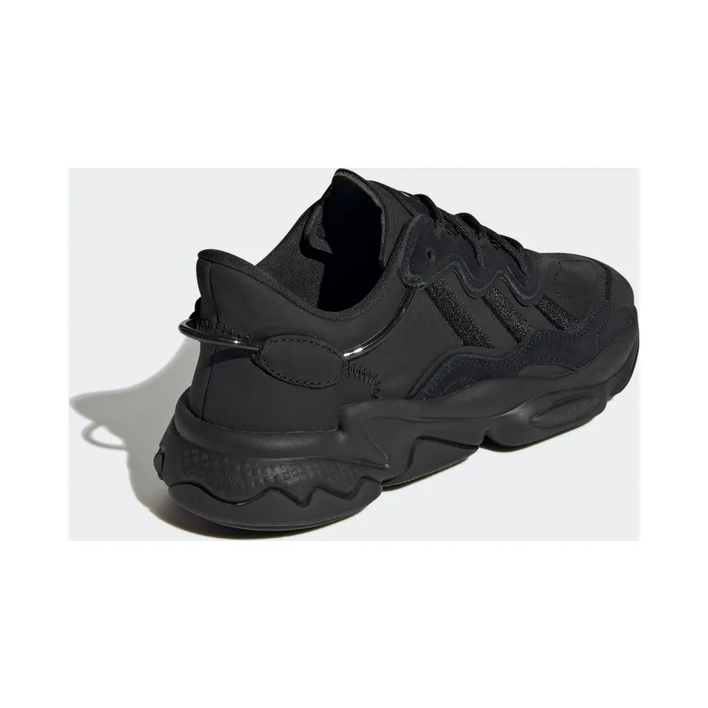 Adidas OZWEEGO Core Black / Core Black / Silver Metallic (GY9425)