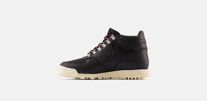 New Balance Rainier Black Macadamia Nut (URAINAL)
