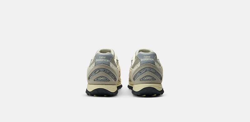 AURALEE x New Balance 204L (U204L7YU)