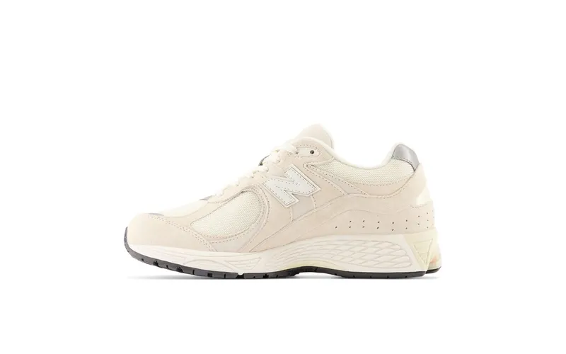 New Balance 2002R “Calm Taupe” (M2002RCC)