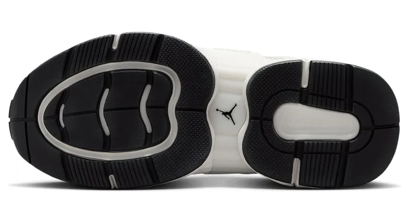 air-jordan-trunner II6531-102