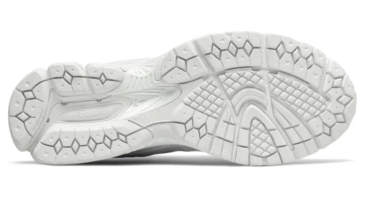 new-balance-2002r ML2002RI