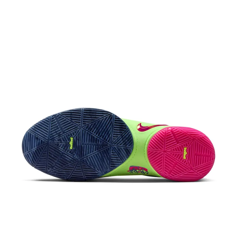 Nike LeBron 22 “Bryce’s World” (HV8451-400)