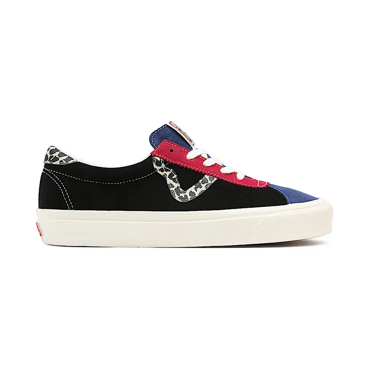 vans-style VN0A3WLQ96M