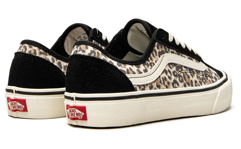 vans-style VN0A5HYRA6D