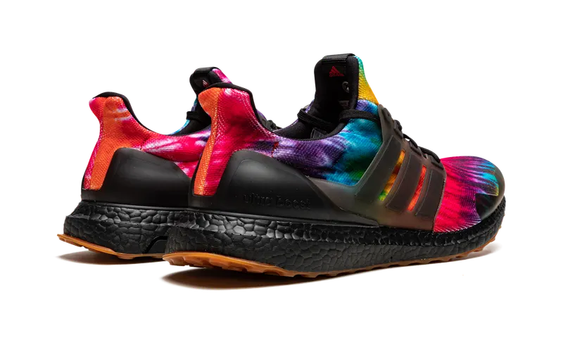 Adidas Ultra Boost “Nice Kicks – Woodstock Black Special Box” (FU9164-A)