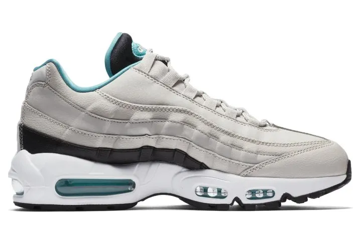 nike-air-max 749766-027
