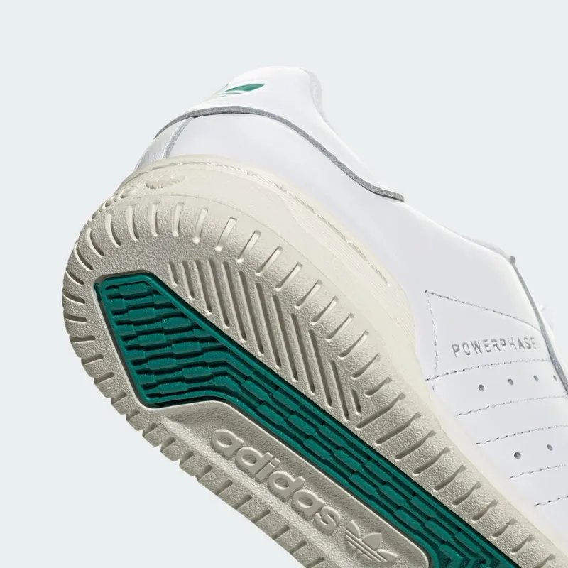 adidas-yeezy-powerphase-calabasas LA4359