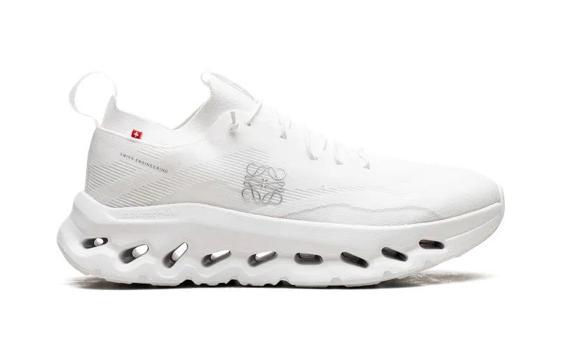 On Running Cloudtilt “LOEWE All White” (3MD30330108)