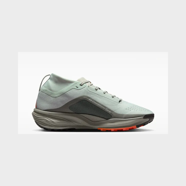 nike-air-pegasus IQ1084003