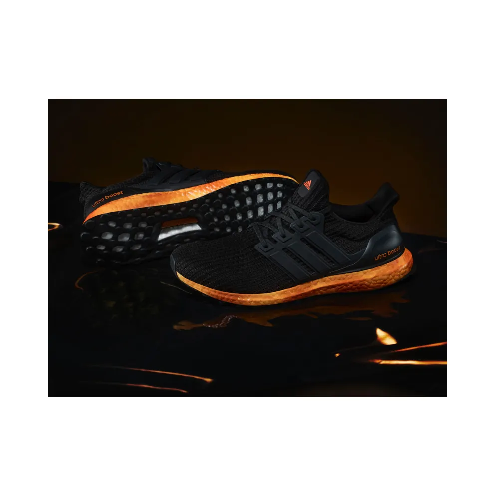 adidas Ultraboost 4 DNA Core Black / Core Black / Hazy Copper (GZ8816)