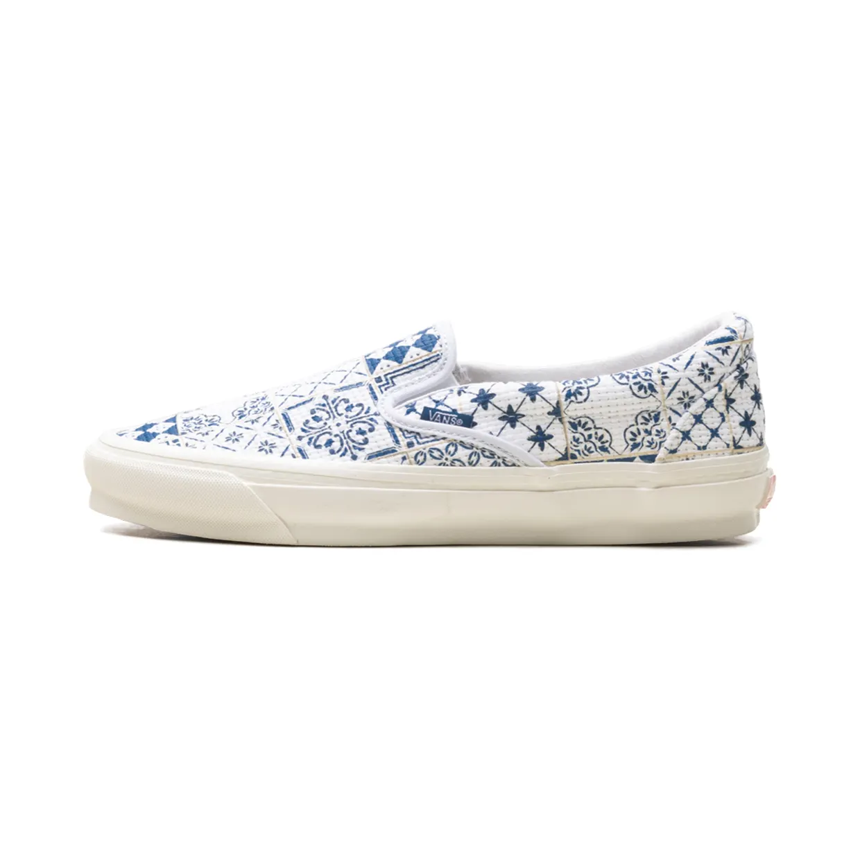 vans-slip-on VN0A32QNWHT