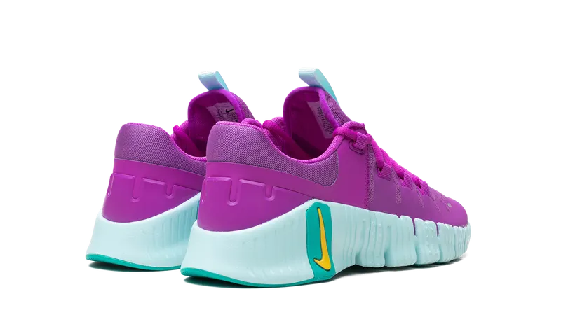 Nike Free Metcon 5 “Hyper Violet” (DV3950-501)