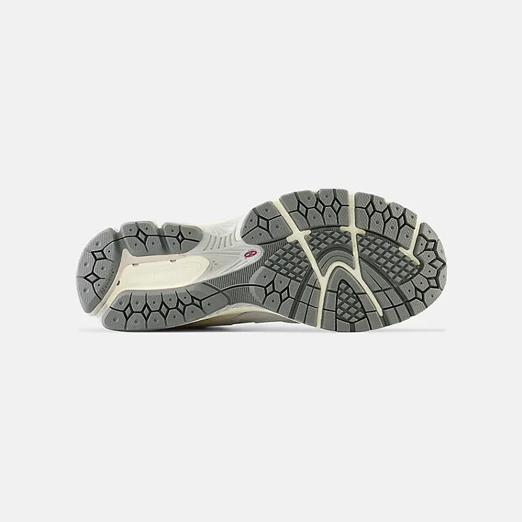 new-balance-2002r M2002RLN