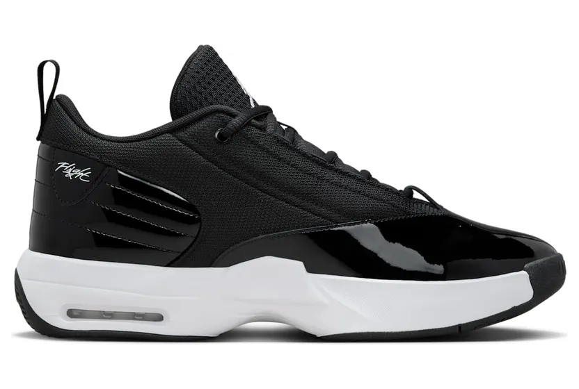 air-jordan-max-aura FQ8298-010
