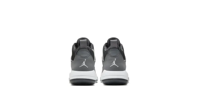 Jordan Maxin 200 Dark Smoke Grey (GS) Dark Smoke Grey/Smoke Grey/White (CD6123-002)