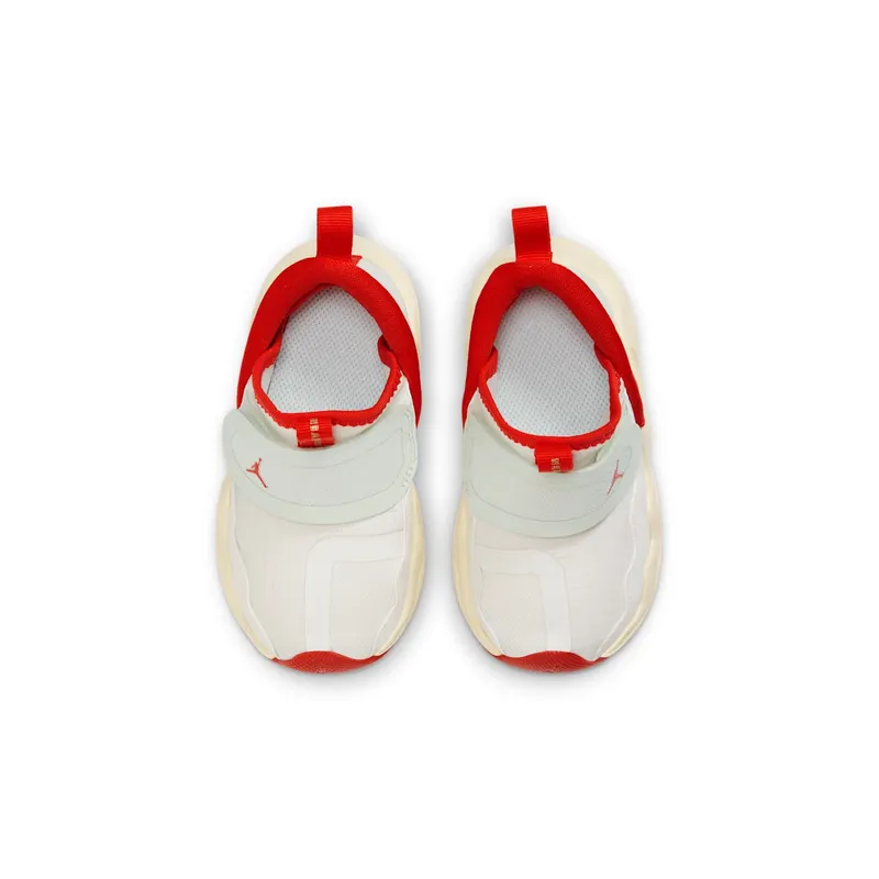 Jordan 23/7 Chinese New Year Ivory Barely Green Metallic Gold Challenge Red (DV3871-100)