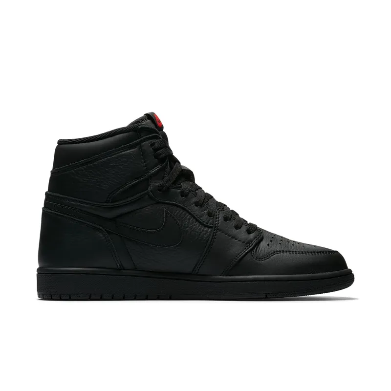 Jordan 1 Retro High OG Black Black/University Red (555088-022)
