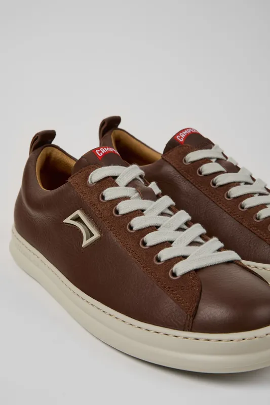 Camper Runner Four – Bruin (K101052009)