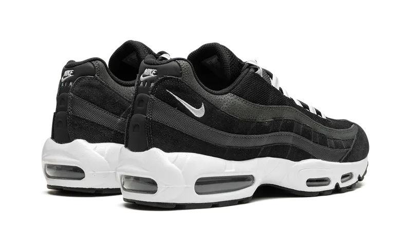 Nike Air Max 95 “Black / Pure Platinum” (DM0011-009)