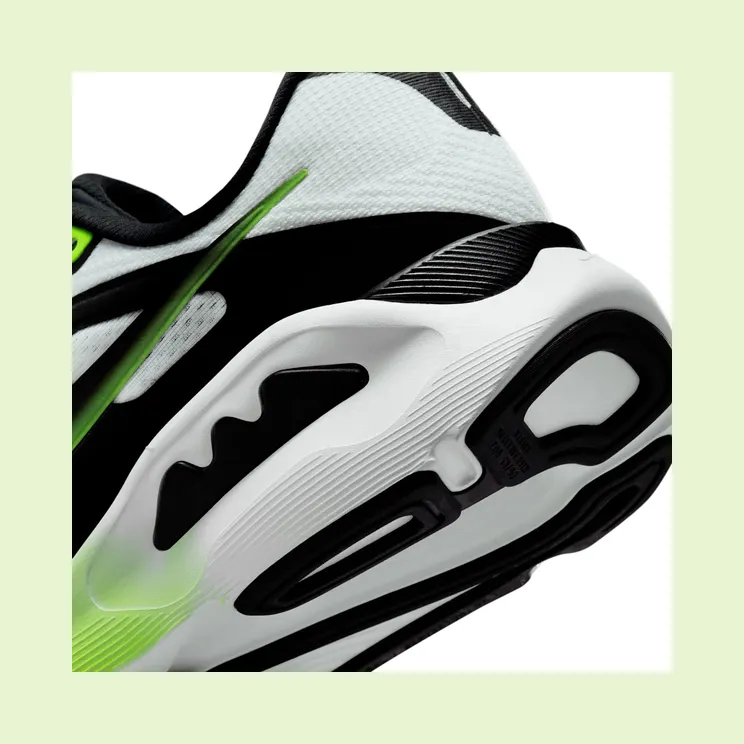 nike-structure IR1816-100