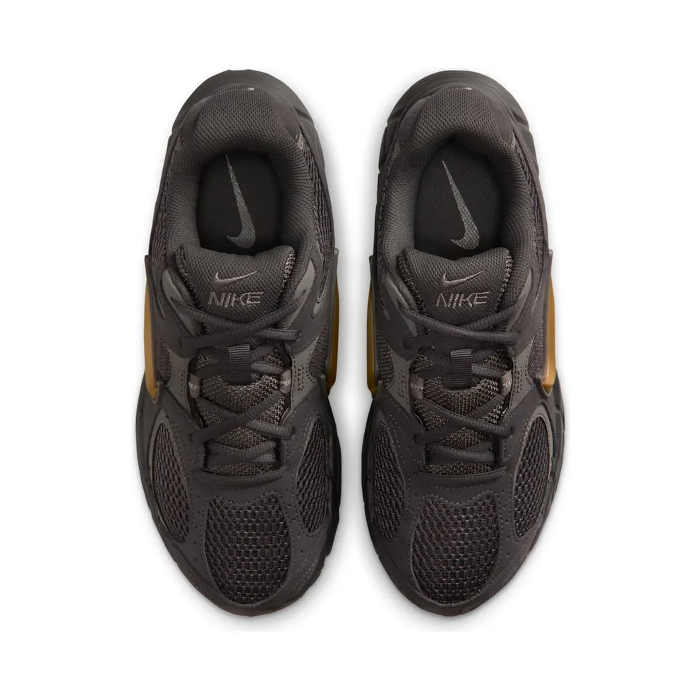 Nike V5 RNR “Medium Ash / Metallic Gold / Cave Stone” (II6294-200)