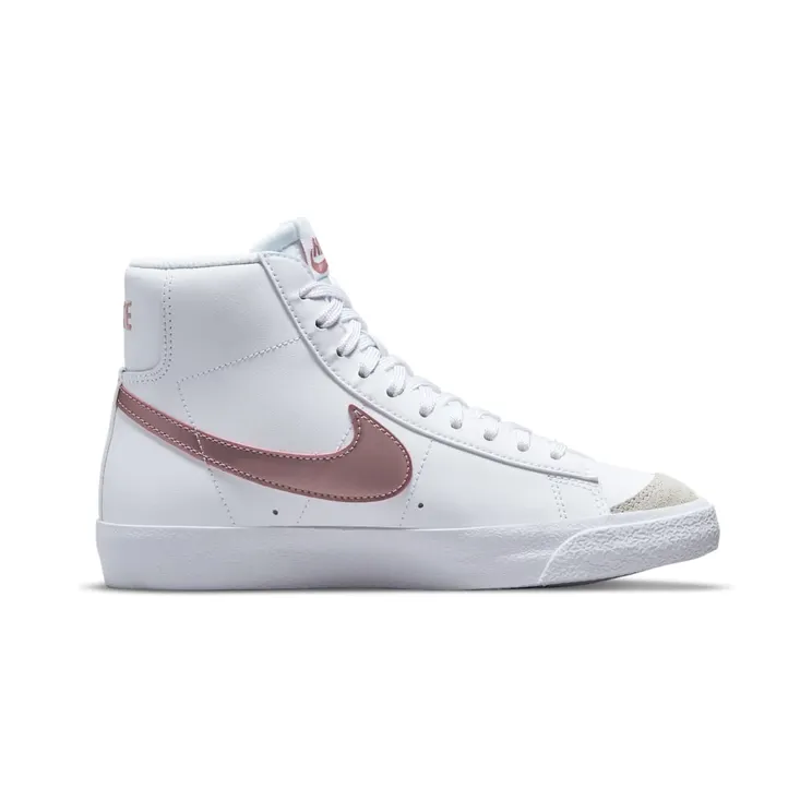 nike-blazer DA4086-105