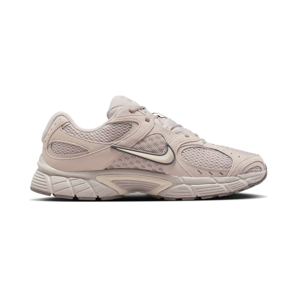 Nike V5 RNR “Moon Particle Light Brown” (II6292-201)