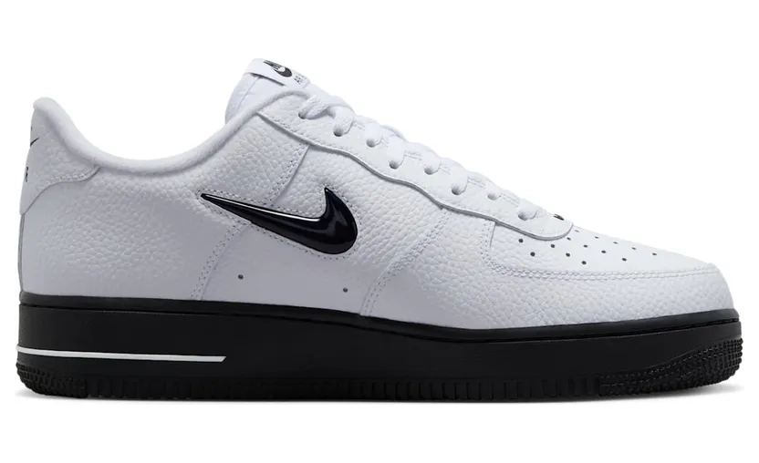 nike-air-force HQ3826-100