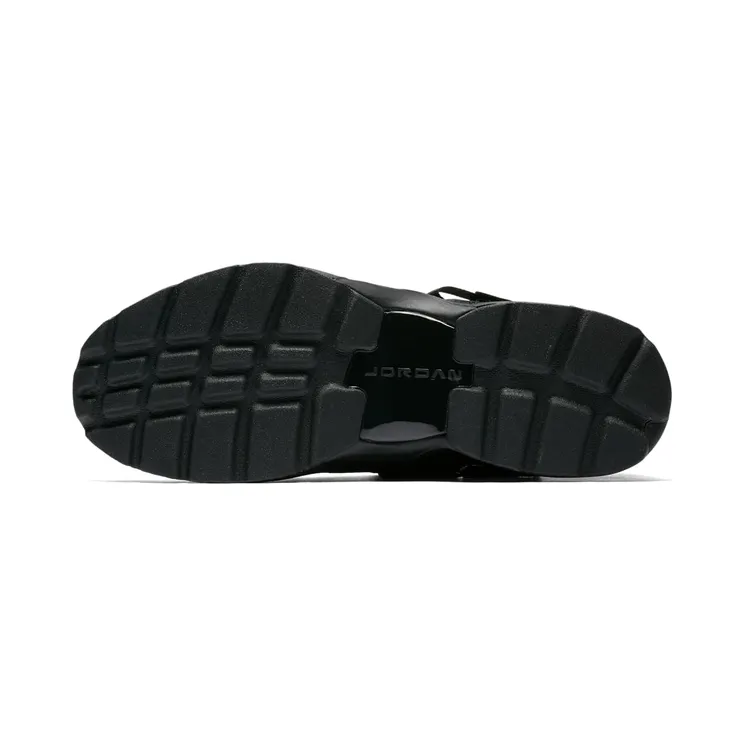 jordan-trunner 897992-020