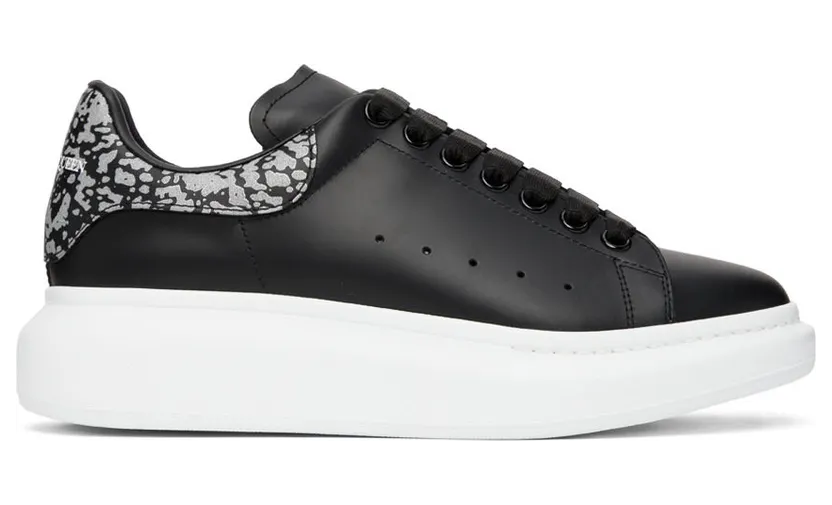 Alexander McQueen Oversized Sneaker 712136WICGF