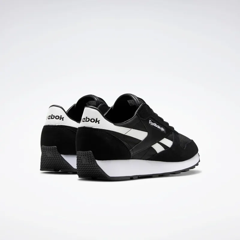 reebok-classic-leather Q47276