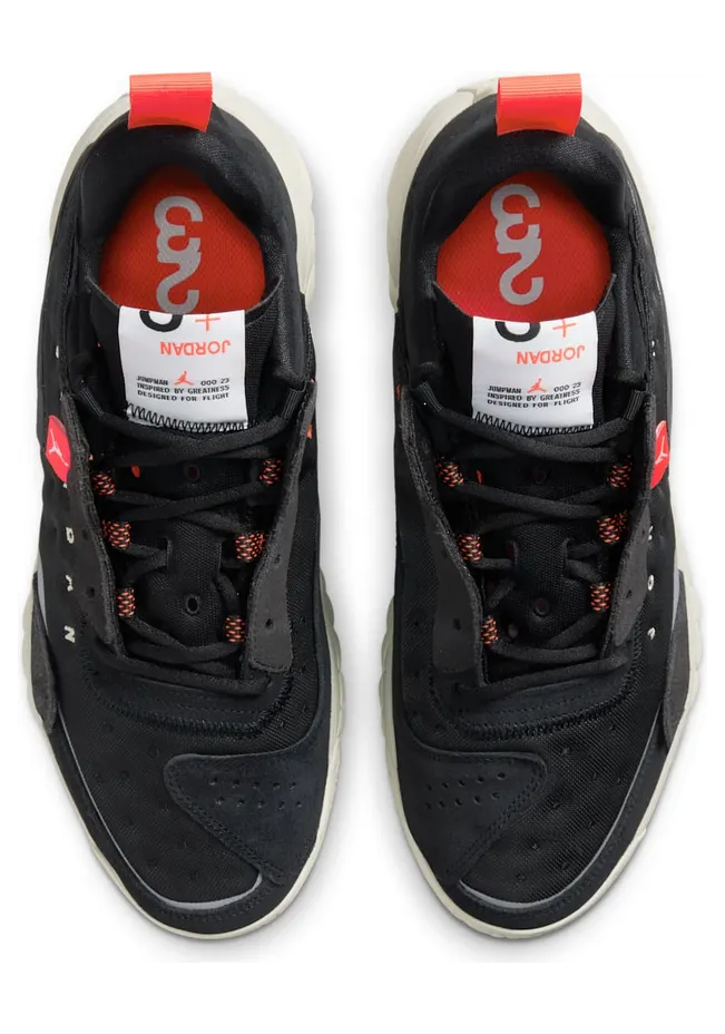 air-jordan-delta CV8121-012