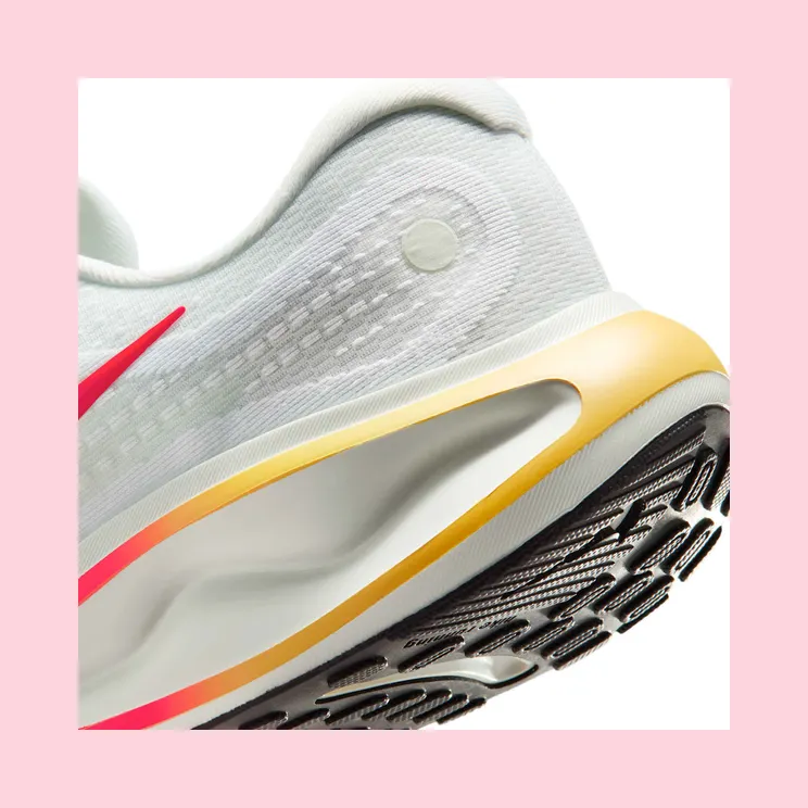 nike-journey-run FN0228-110